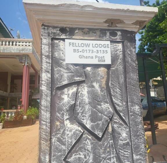 בית מלון כפרי Fellow Lodge