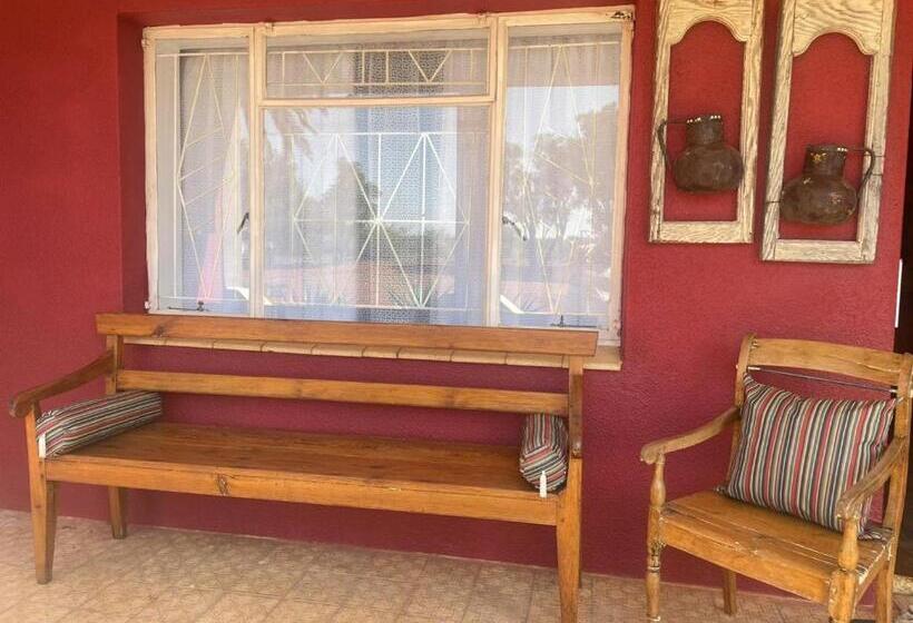 فندق Janri Gaste Plaas