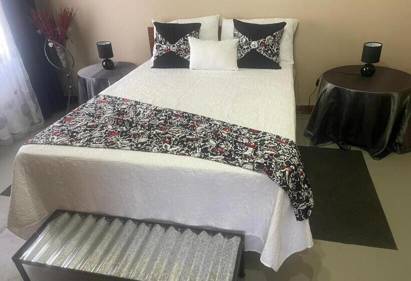 فندق Janri Gaste Plaas