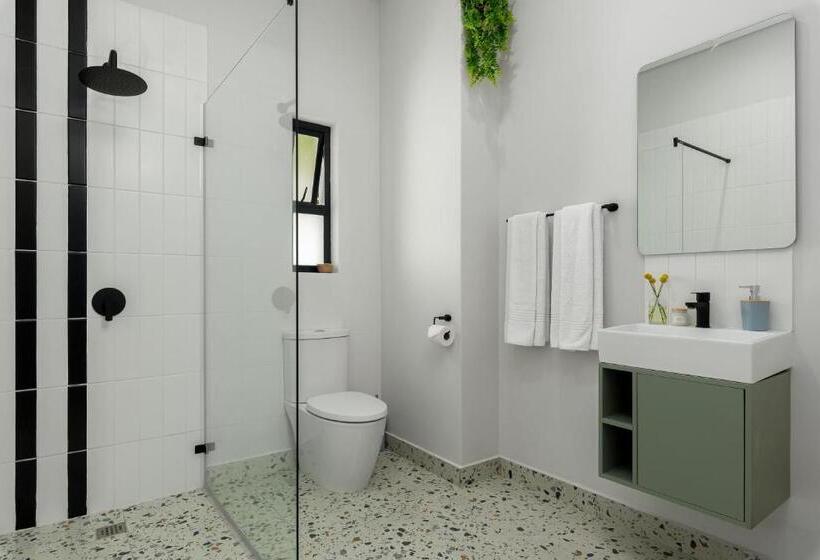 ホテル Neighbourgood 1st Crescent