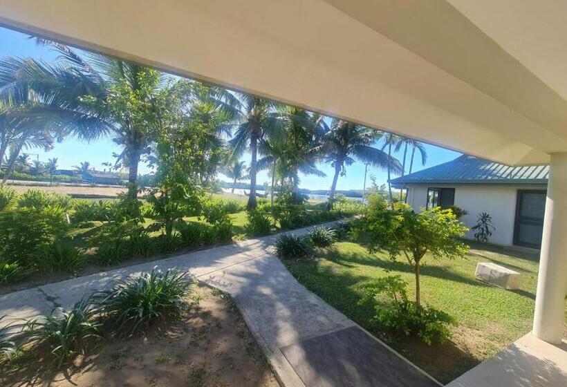 בית מלון כפרי New Door Villas