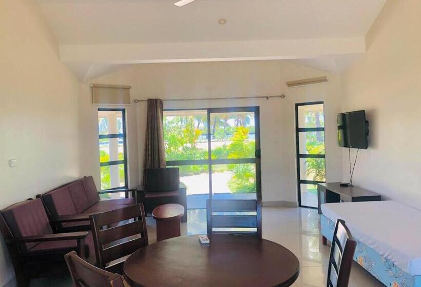 בית מלון כפרי New Door Villas