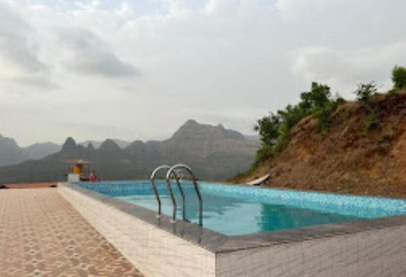 ホテル Raigad Farm House 2 Pacad