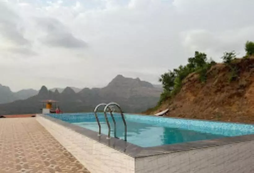 Hotelli Raigad Farm House 2 Pacad