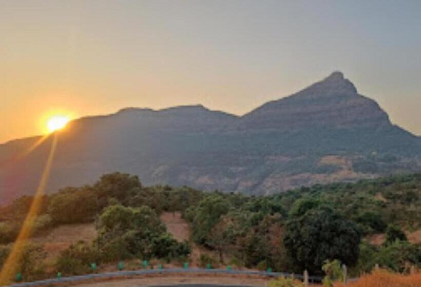 ホテル Raigad Farm House 2 Pacad