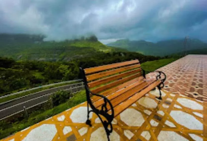 Hotelli Raigad Farm House 2 Pacad