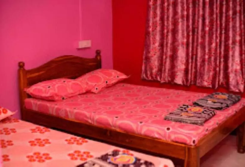 Hotelli Raigad Farm House 2 Pacad