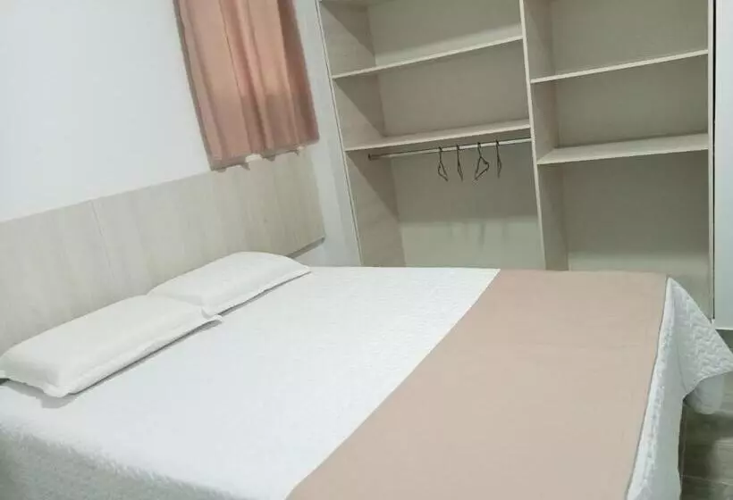 ホテル Suite And Business