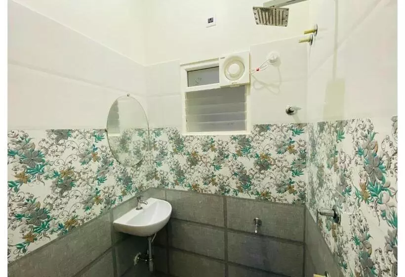 Hotelli The Landmark Tower