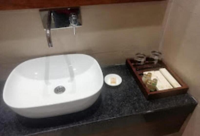 Mango Tree Resorts,ranapur