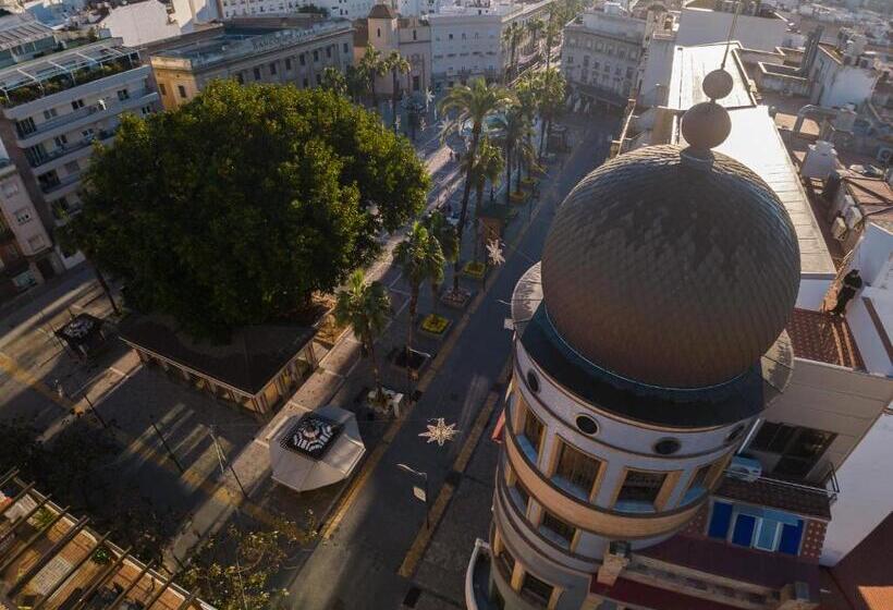 پانسیون Hostal Antiguo Palacio Hotel París