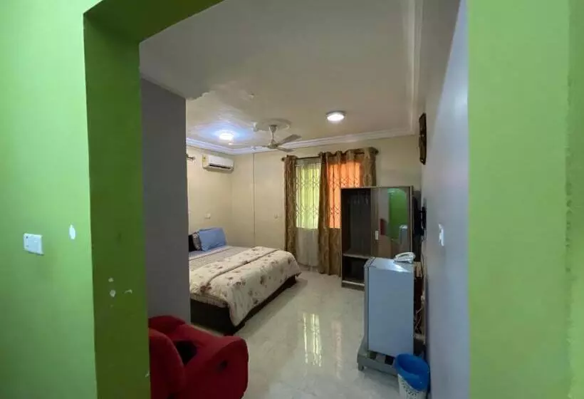 Majatalo Humble Grace Guesthouse / Lodge