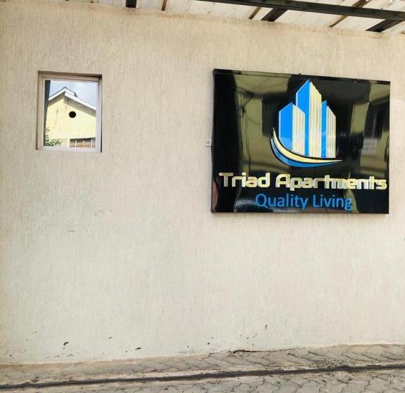 پانسیون Triad Apartment Fedha