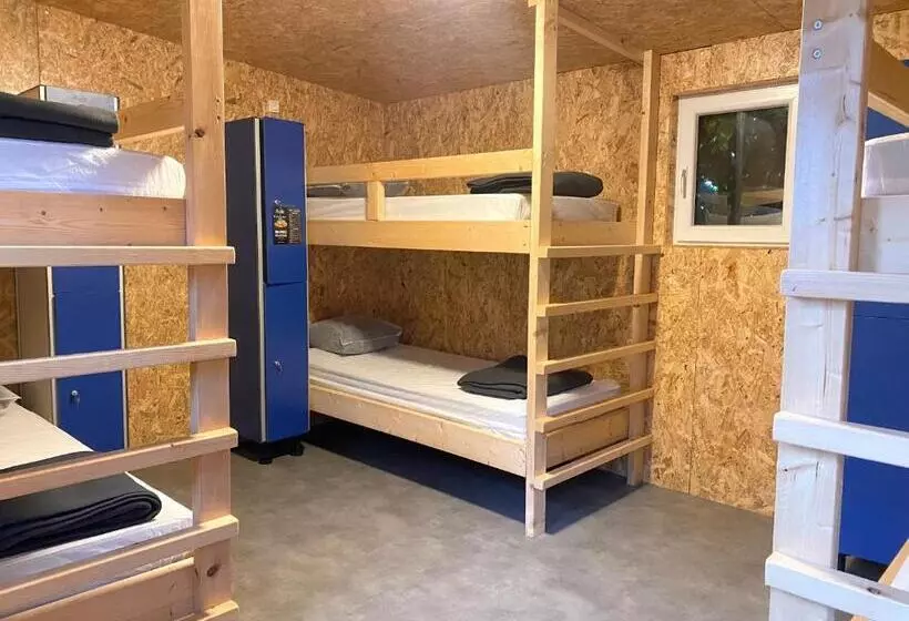 Retkeilymaja Camping La Faloise