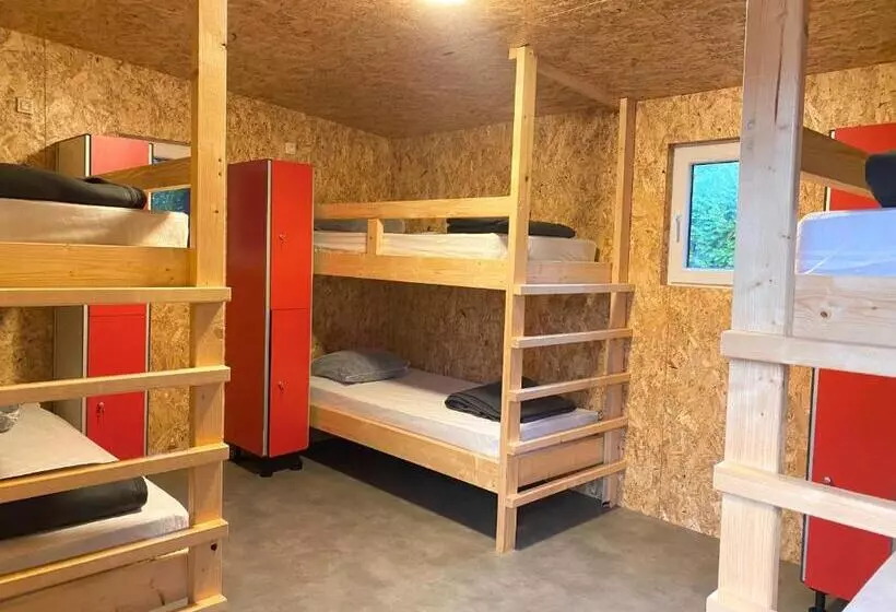 Retkeilymaja Camping La Faloise