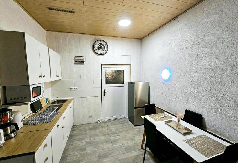 호스텔 Guest Rooms Viersen