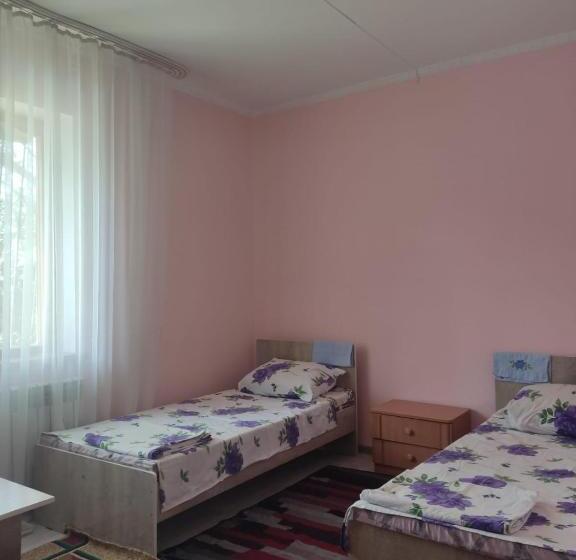 تختخواب و صبحانه азия