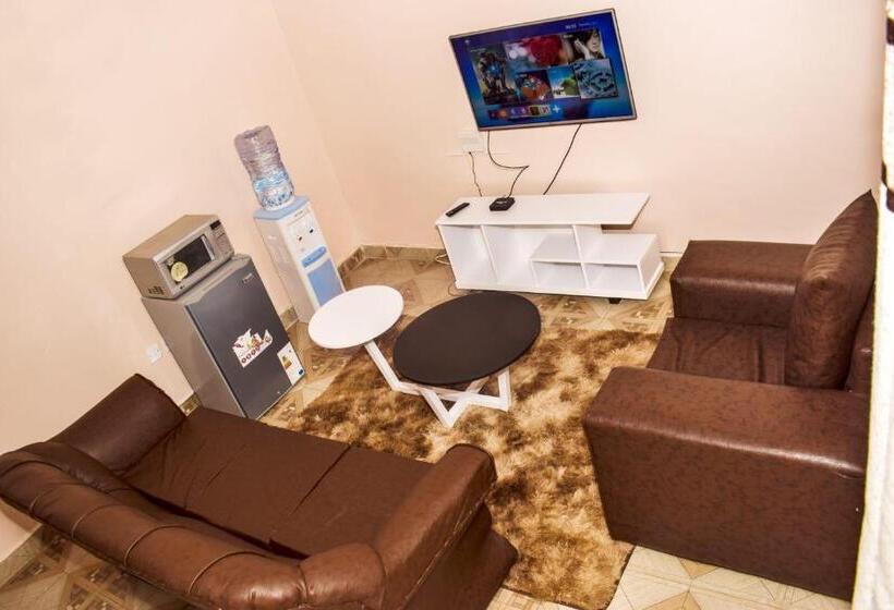 تختخواب و صبحانه Cosy One Bedroom, Fully Furnished Thika, Jomoko5