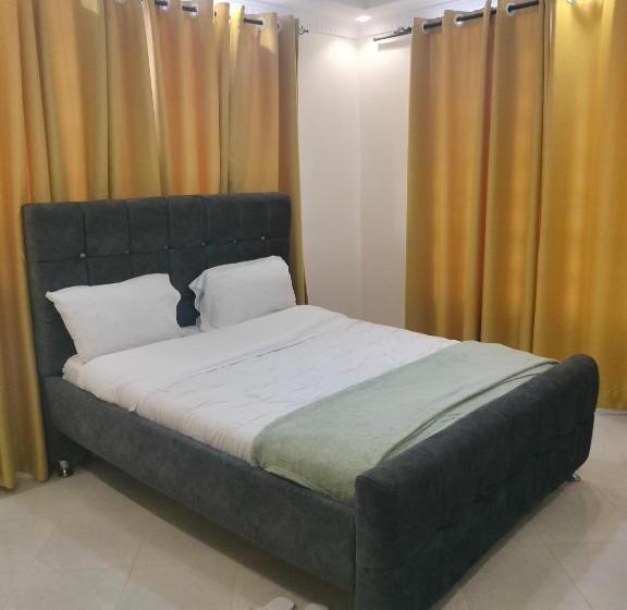 تختخواب و صبحانه Mmmm