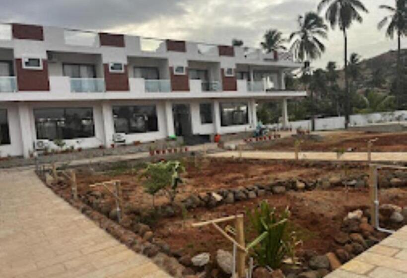 Hampi Delmont Resort