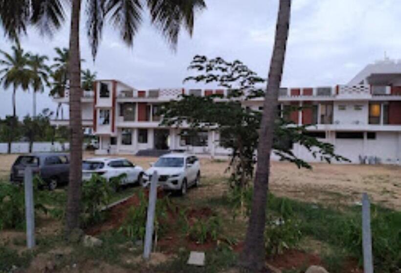 Hampi Delmont Resort