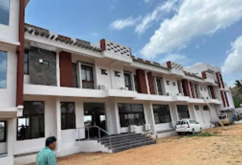 Hampi Delmont Resort