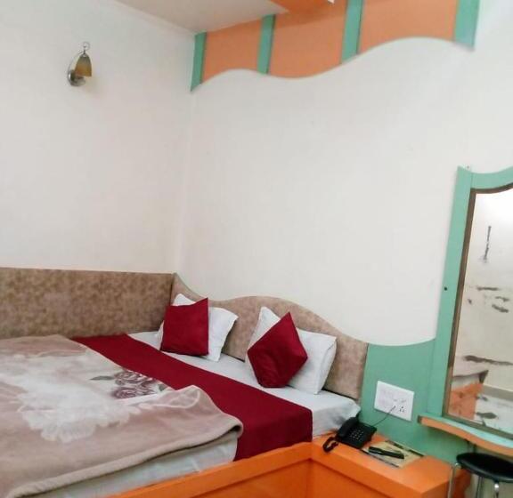 בית מלון כפרי Amar Palace