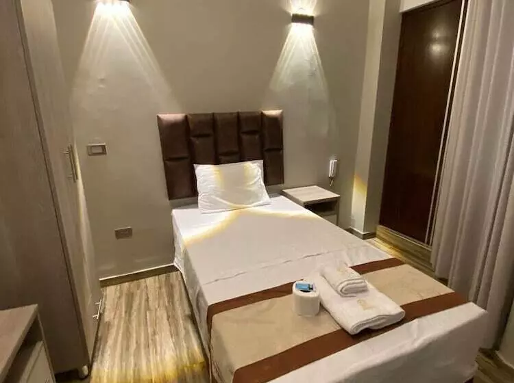 هتل Ciudad Del Sol Hostel