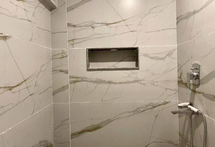 هتل Himgiri Pakki Daki