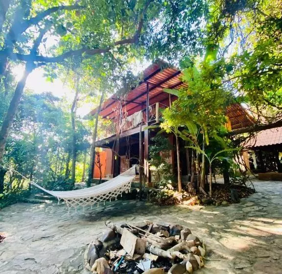 ホテル Kalis Inn