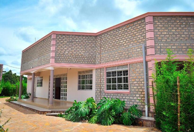 هتل Krim Holiday Resort