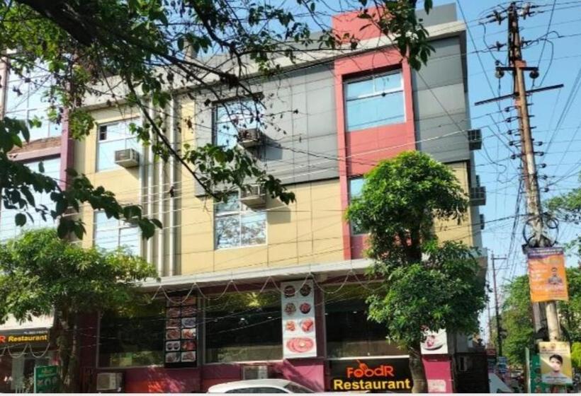 هتل Krishna Galaxy