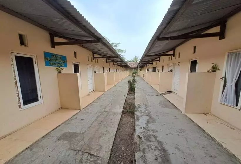 Hotelli Oyo 93320 Venus Homestay Syariah