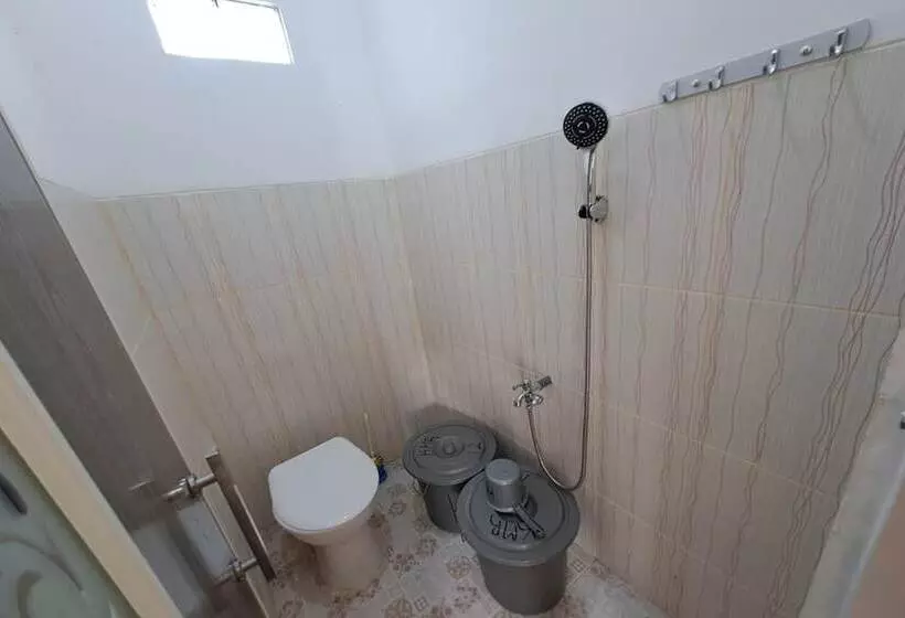 Hotelli Oyo 93320 Venus Homestay Syariah