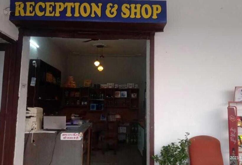 Hotel Oyo Pine Home Resorts