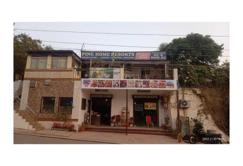 Hotel Oyo Pine Home Resorts