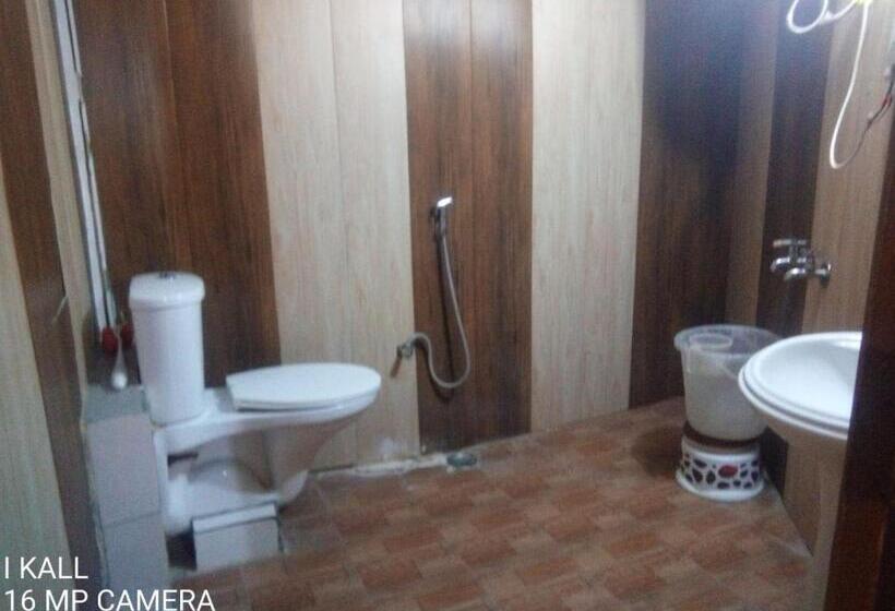 Hotel Oyo Pine Home Resorts