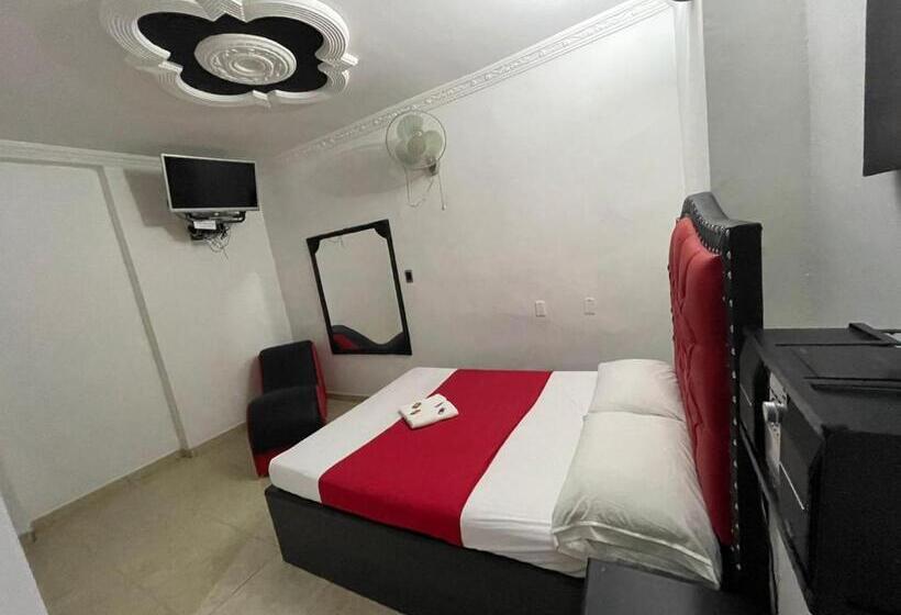 هتل Residencia Del Oriente