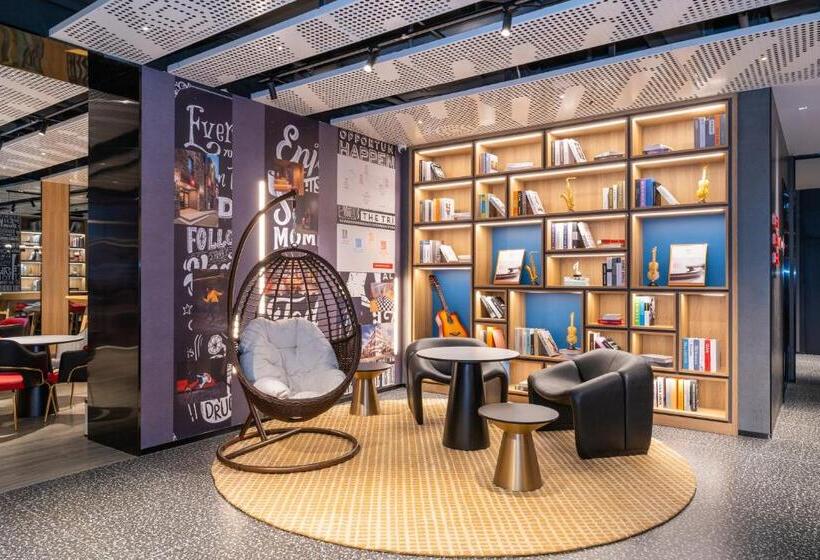 Ibis Styles Hotel 260m From Guangji Street Subway Station