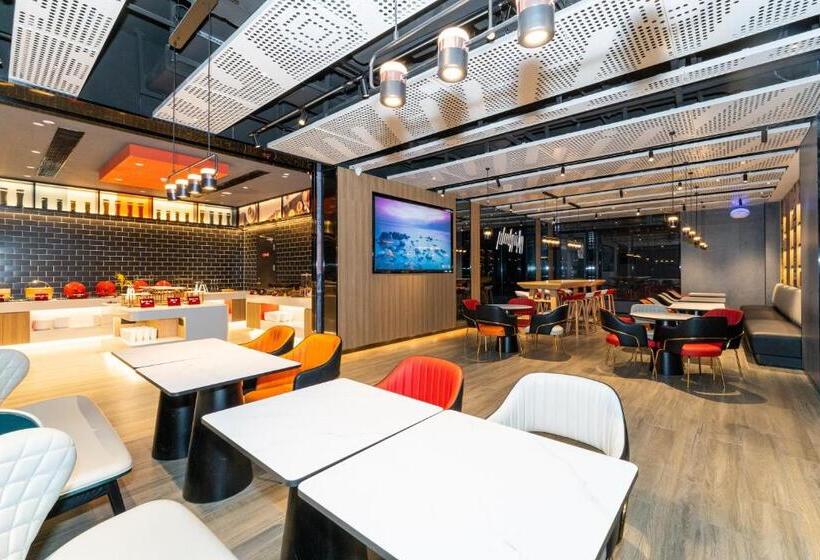 Ibis Styles Hotel 260m From Guangji Street Subway Station