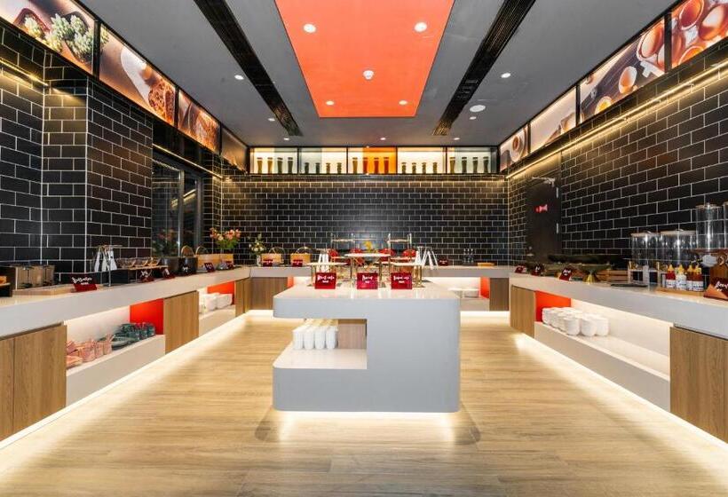 Ibis Styles Hotel 260m From Guangji Street Subway Station