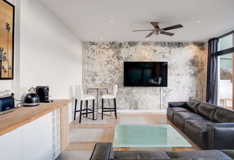 Le Moma By The Ocean