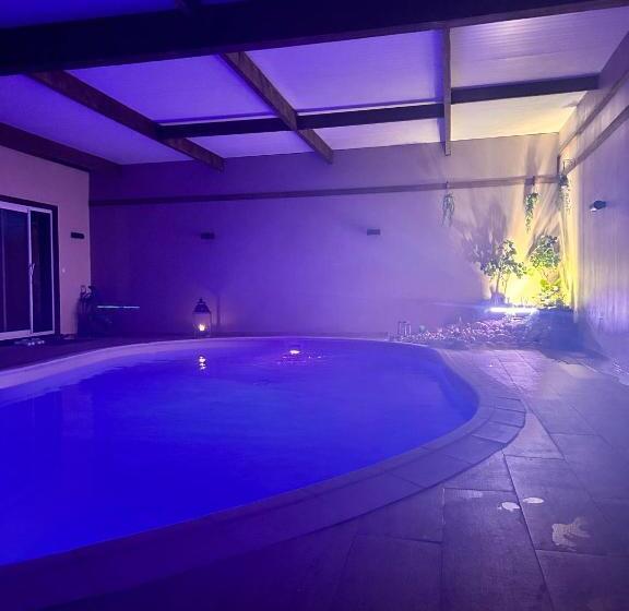 ペンション La Grange Aux Hirondelles   Chambre Romantique