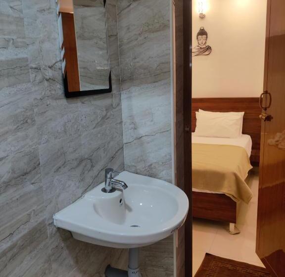 膳宿费 Millennium Town Homestay