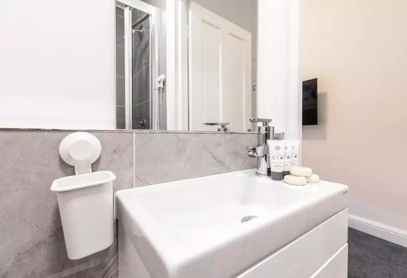 ペンション The Chapter Knightsbridge Suites