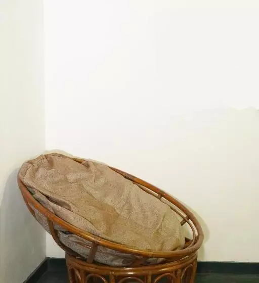 ペンション Villa Nadya Guesthouse