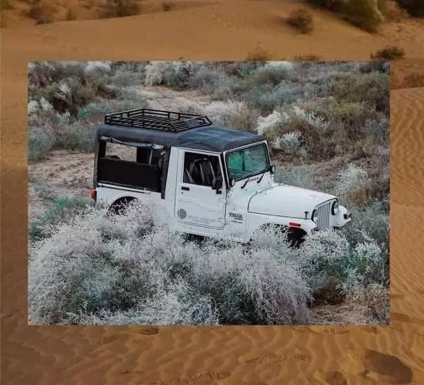 リゾートホテル Rising Star Desert Camp