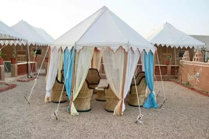 リゾートホテル Rising Star Desert Camp
