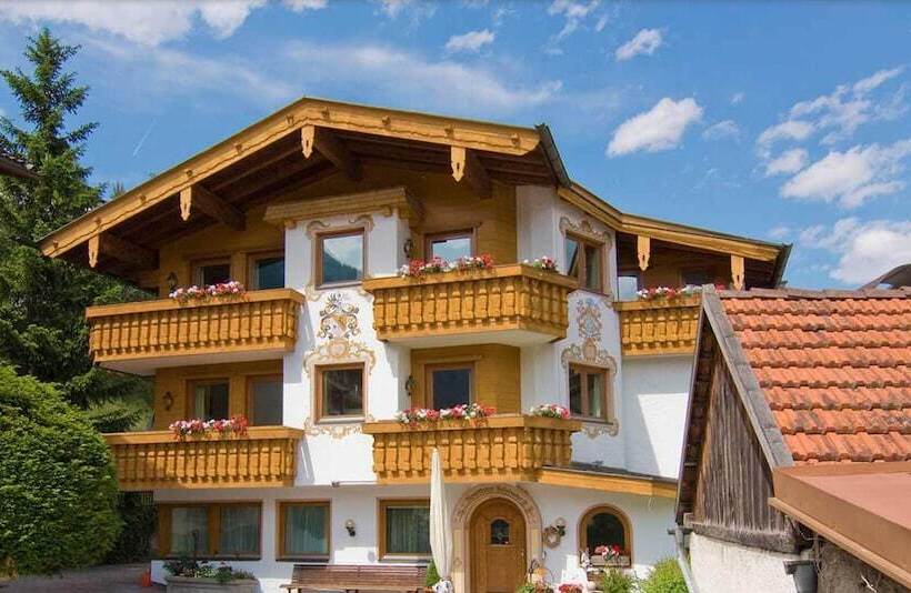 Aparthotel Krösbacher