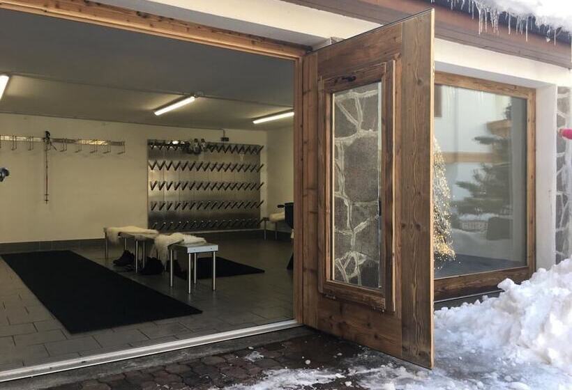 Aparthotel Krösbacher